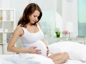 IVF as a Single Woman: Going Through Fertility Treatment on Your Own IVF as a Single Woman: Going Through Fertility Treatment on Your Own